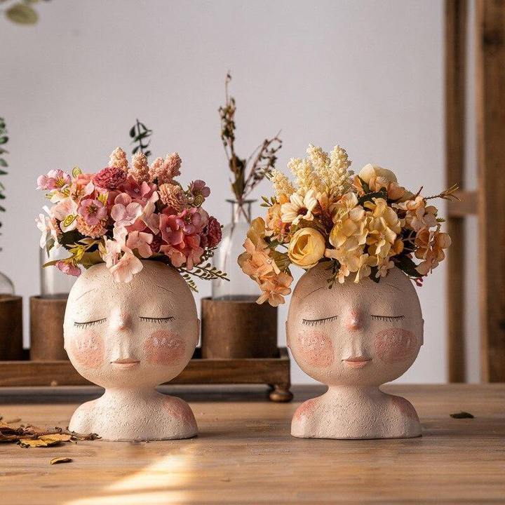 Vase à planter « Visage endormi, rêve paisible »