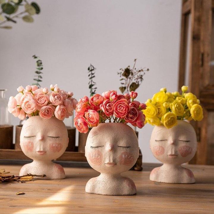 Vase à planter « Visage endormi, rêve paisible »