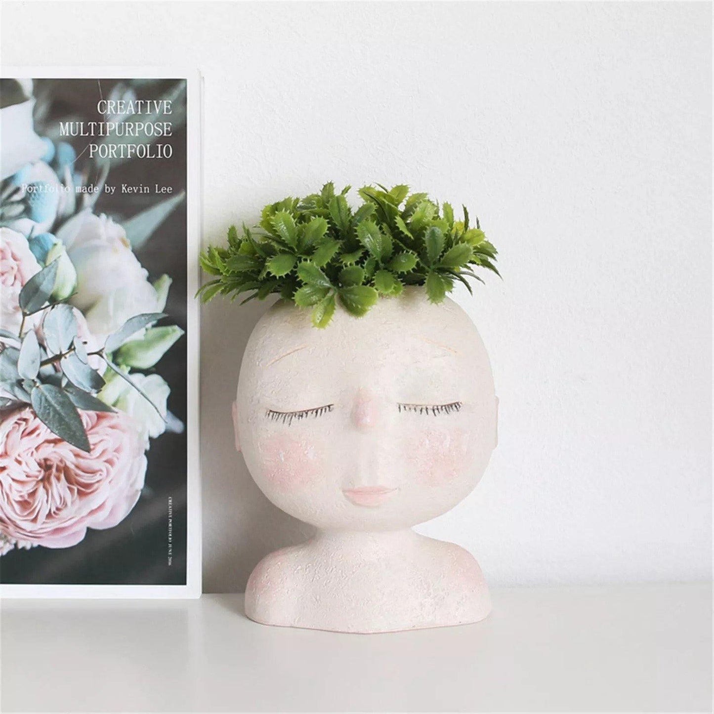 Vase à planter « Visage endormi, rêve paisible »