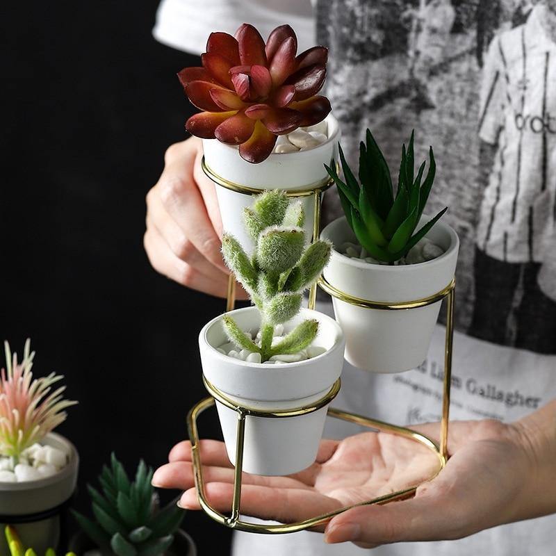 Jardinières étagées en céramique avec support en métal