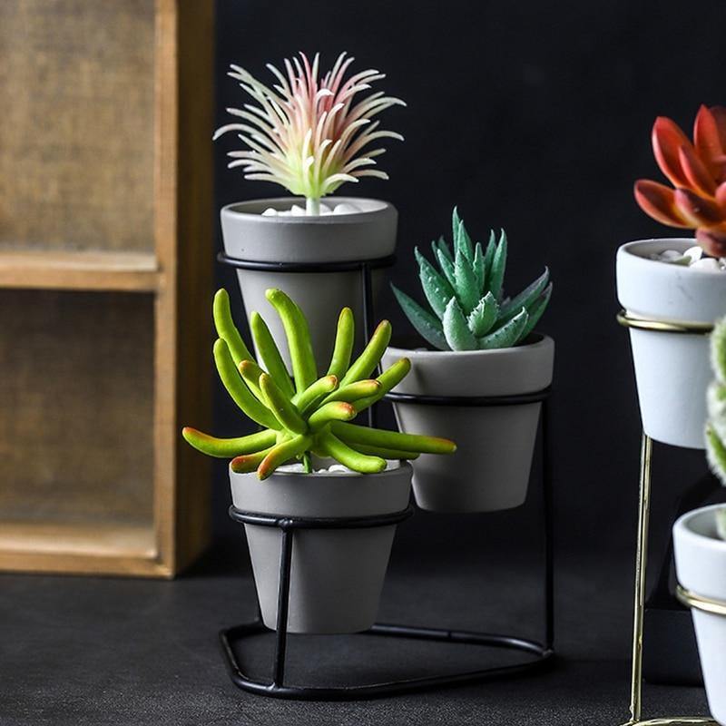 Jardinières étagées en céramique avec support en métal