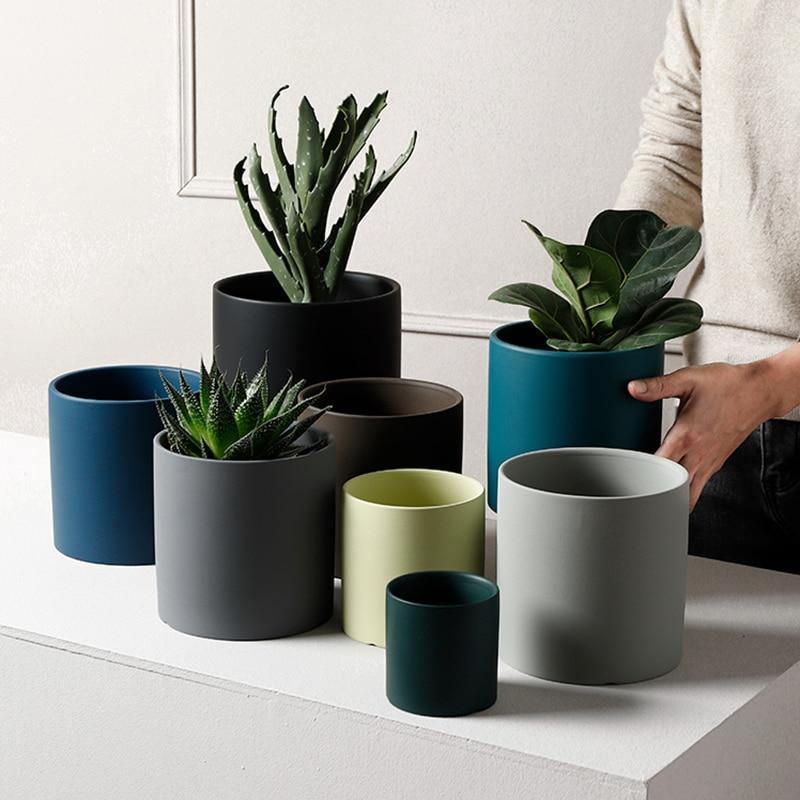 Bunter klassischer runder Keramik-Blumentopf