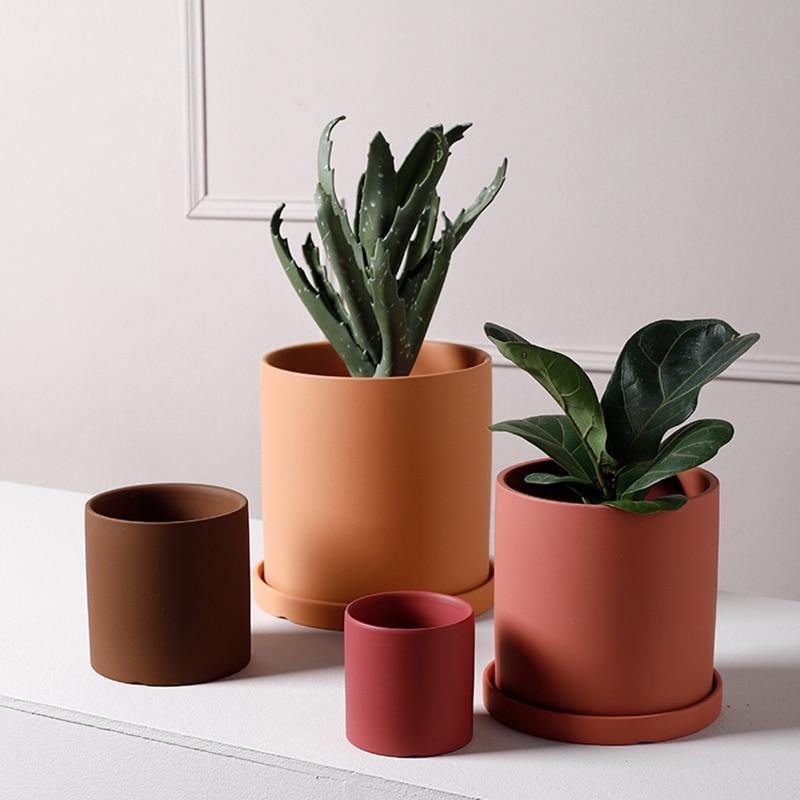 Bunter klassischer runder Keramik-Blumentopf