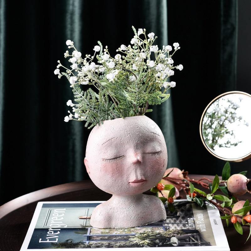 Vase à planter « Visage endormi, rêve paisible »
