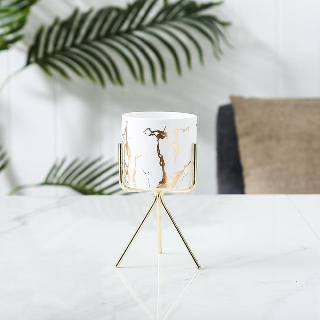 Jardinière de table en céramique marbrée avec support en métal géométrique