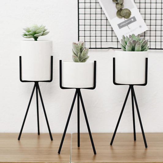Longue jardinière de table en céramique avec support géométrique en fer