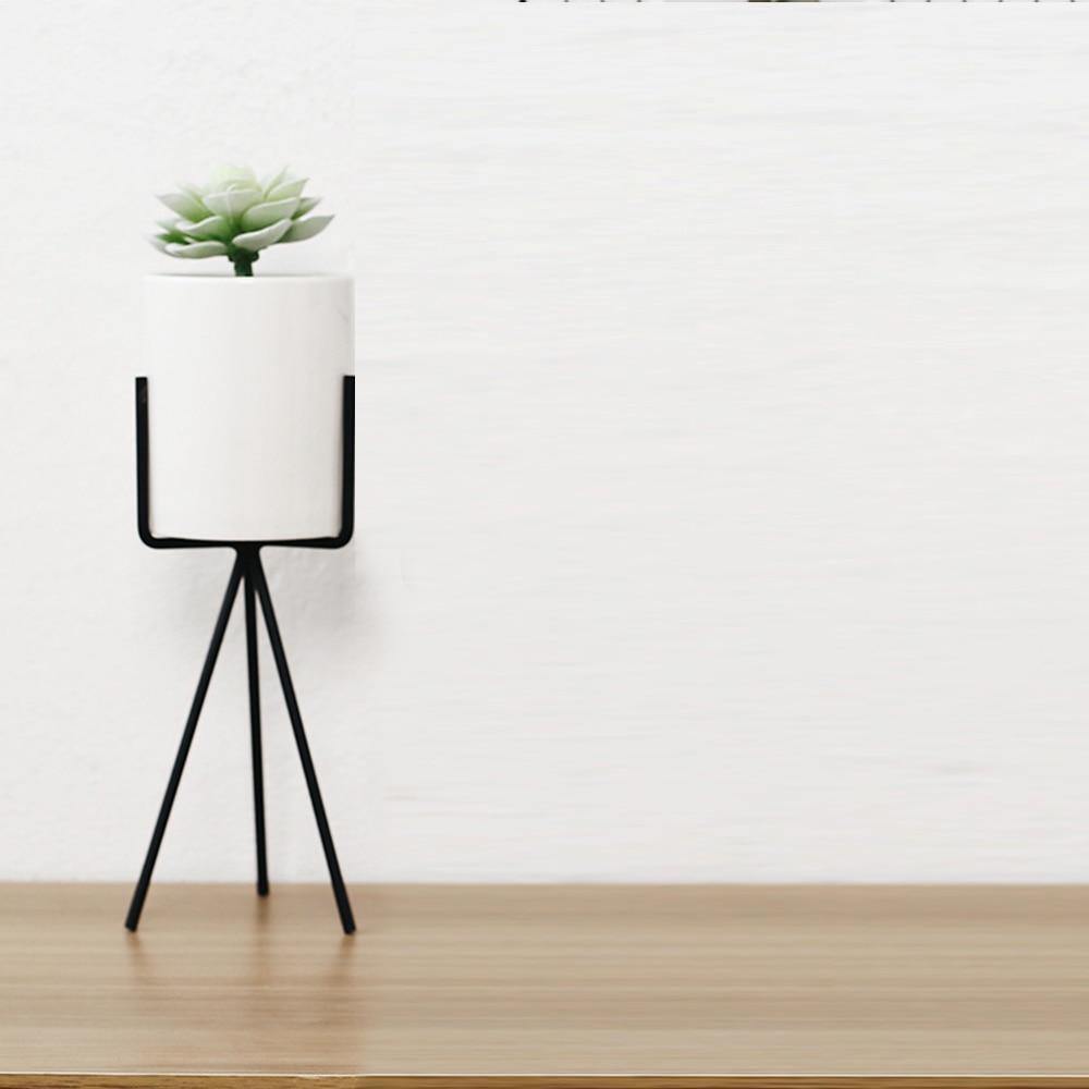 Longue jardinière de table en céramique avec support géométrique en fer