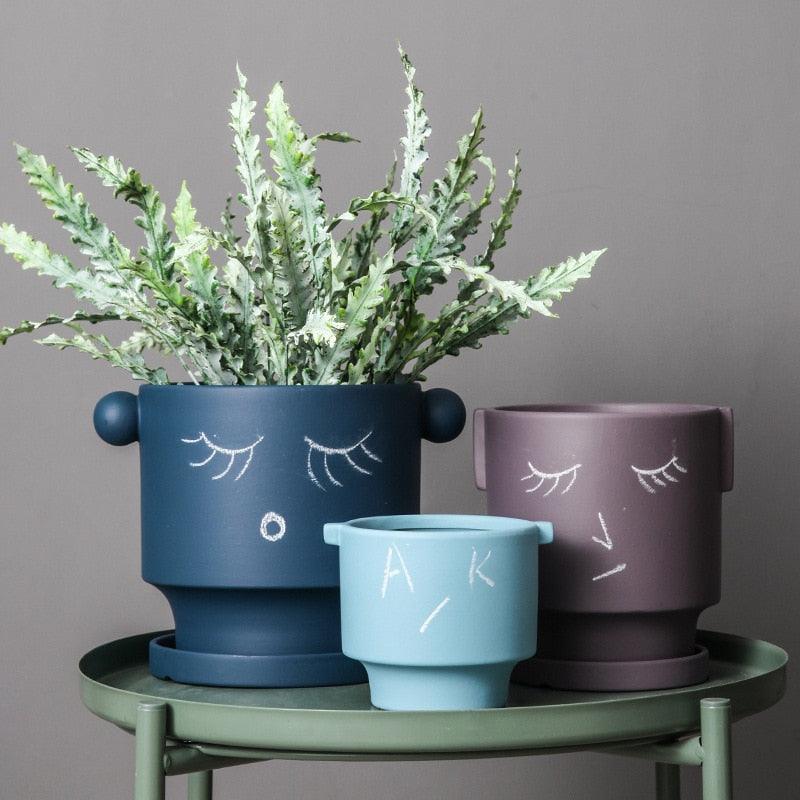 Jardinières en céramique à décorer soi-même